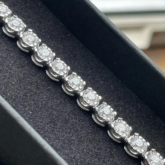 5 carat HPHT lab diamond tennis bracelet in .925 silver